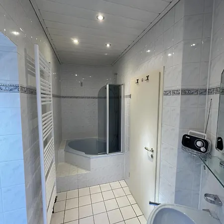 Zimmer Im Zentrum Monteurzimmer