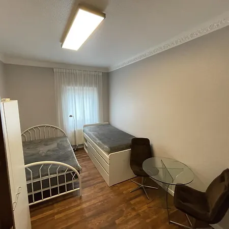 Zimmer Im Zentrum Monteurzimmer